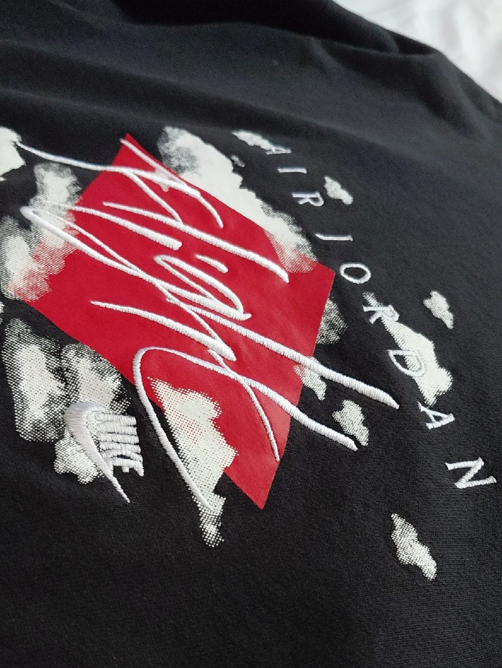 Nike Air Jordan Black White Red Statement Essential Fleece Crew Sweatshirt Men L